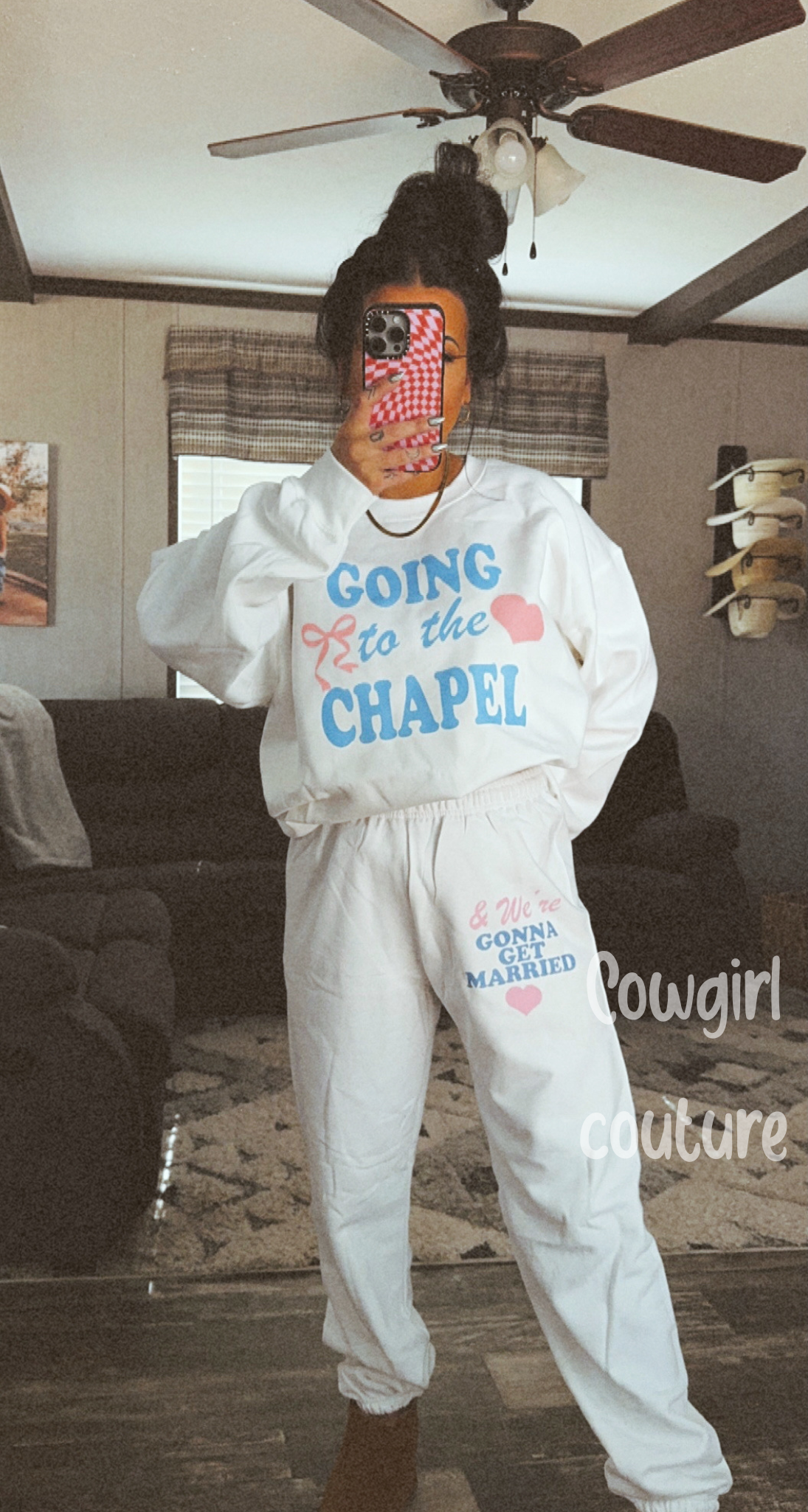 Gonna get married ~ white sweatpants